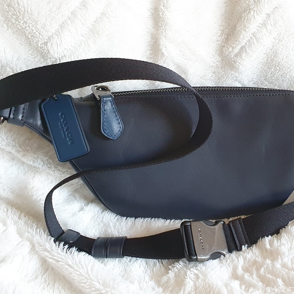 Coach Unisex small version of belt bag, New, never used - Picture 2 of 4